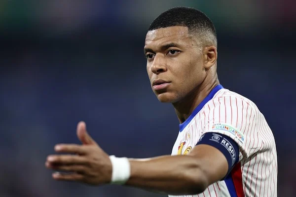 Mbappé esulta per il gol del fratellino Ethan contro il Psg (Video)