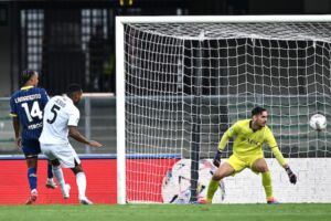 Conte: «Abbiamo dimostrato di non essere pronti a ricevere un cazzotto. Dobbiamo lavorare su questo» item-thumbnail