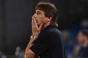 Conte: «I reintegri? No, la rosa è questa. Tanto di cappello al club, va elogiata la coerenza della società» item-thumbnail