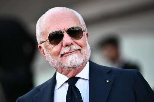de laurentiis il papa esprime una luce straordinaria e saprà dirigere bene il papato negli anni che lo aspettano da Ilnapolista.it de laurentiis il papa esprime una luce straordinaria e saprà dirigere bene il papato negli anni che lo aspettano