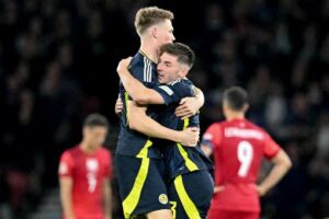 McTominay e Gilmour fanno coppia anche a Napoli, lì dovranno dimostrare che non sono in crisi (Daily Mail) item-thumbnail