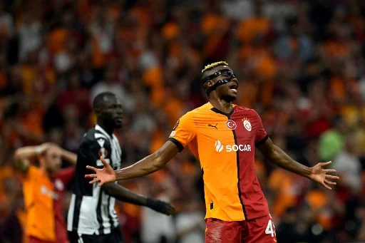il manchester united vuole osimhen emissari già a napoli possibile uno scambio kiss kiss napoli da Ilnapolista.it il manchester united vuole osimhen emissari già a napoli possibile uno scambio kiss kiss napoli