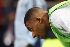 Cosa rischia Mbappé? In Svezia la pena minima per stupro è di tre anni (Le Parisien) item-thumbnail