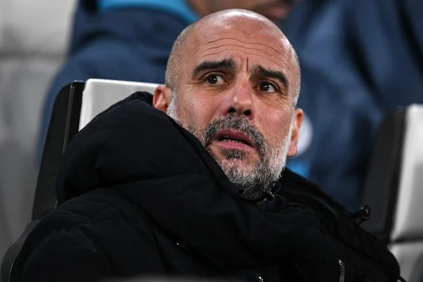 Guardiola è diventato francescano: «O mi comprate meno giocatori o me ne vado» Guardiola è diventato francescano: «O mi comprate meno giocatori o me ne vado»