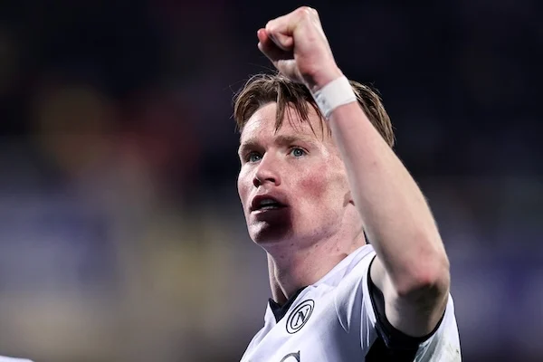 mctominay 232 tornato il talismano della scozia ma il guardian critica ancora ben al di sotto del suo meglio