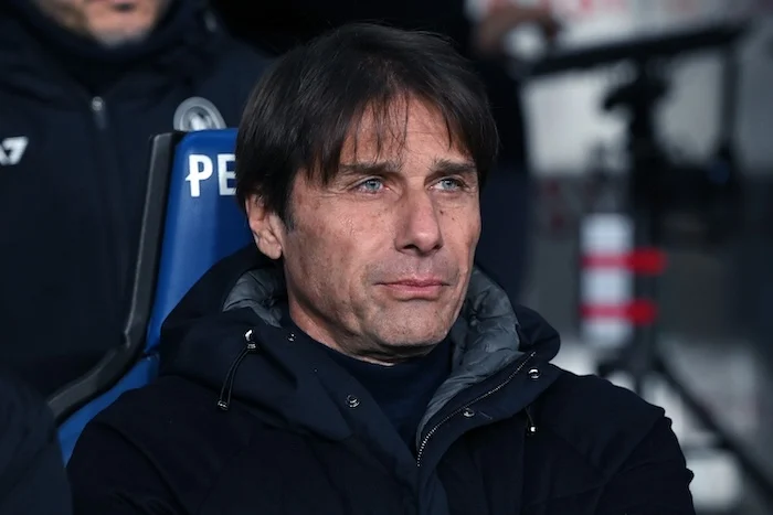 parmanapoli conte in conferenza da castel volturno prima della partenza – live da Ilnapolista.it parmanapoli conte in conferenza da castel volturno prima della partenza – live
