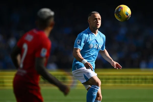 Athletic crede nel Napoli outsider della Champions, Lobotka sarà la rivelazione