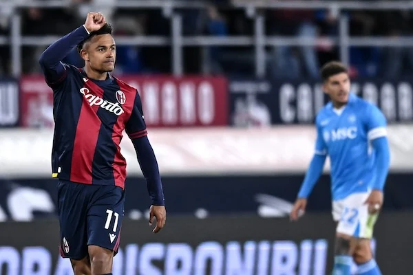 Napoli, accordo raggiunto con Ndoye: contratto fino al 2030 e stipendio da 3 milioni all’anno (Schira) Napoli, accordo raggiunto con Ndoye: contratto fino al 2030 e stipendio da 3 milioni all’anno (Schira)