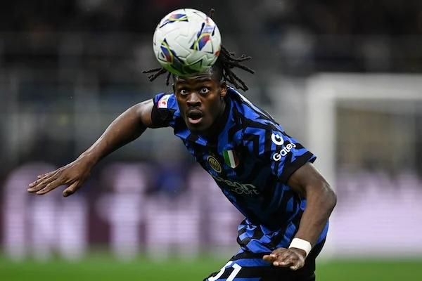 Inter Lazio 0 0, partenza di fuoco a San Siro Inter Lazio 0 0, partenza di fuoco a San Siro