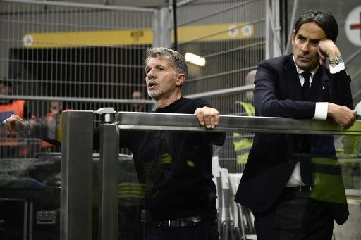 Alla fine di che cosa parliamo? Di uno scudetto buttato via dall’Inter (Gazzetta) Alla fine di che cosa parliamo? Di uno scudetto buttato via dall’Inter (Gazzetta)