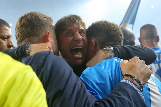 Ugolini: «Tra Conte e De Laurentiis il rapporto non è più quello di agosto» Ugolini: «Tra Conte e De Laurentiis il rapporto non è più quello di agosto»