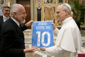 Napoli Santa Sede