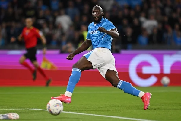 Il Napoli cerca un vice Lukaku, non un suo sostituto. Perciò niente David né Moise Kean (Sky Sport)