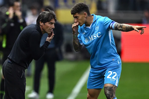 Serie A, il calendario del Napoli 2025 26: il sorteggio (LIVE) Serie A, il calendario del Napoli 2025 26: il sorteggio (LIVE)