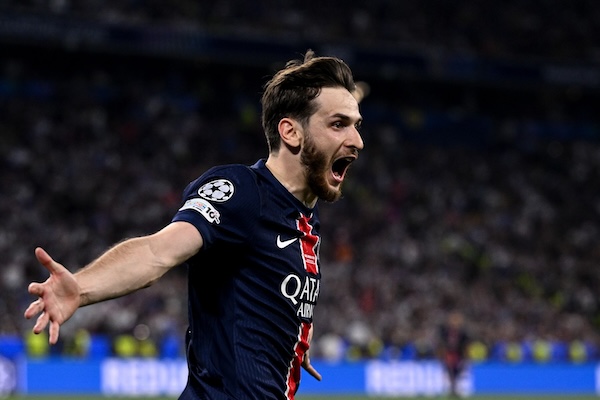 psg luis enrique paris saint germain kvaratskhelia
