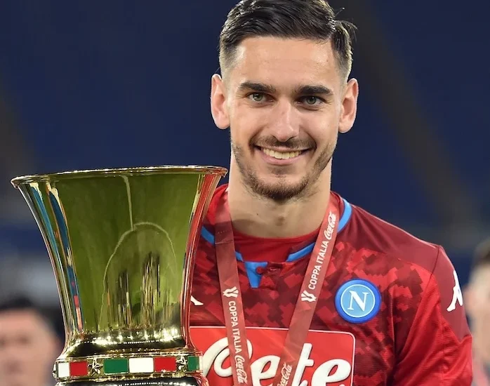 Coppa Italia, Napoli Cagliari si gioca mercoledì 3 dicembre alle ore 15 (ossia tra Roma Napoli e Napoli Juventus)