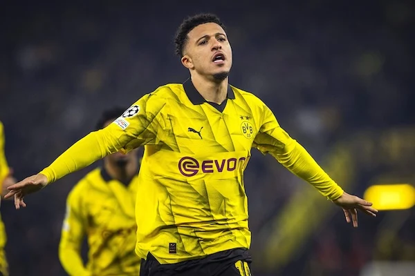 Jadon Sancho guadagna appena 15 milioni di euro in Premier Jadon Sancho guadagna appena 15 milioni di euro in Premier