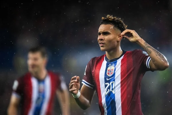 Il Napoli era su Nusa già l’anno scorso. Ora il Neymar norvegese ha fatto a pezzi l’Italia Il Napoli era su Nusa già l’anno scorso. Ora il Neymar norvegese ha fatto a pezzi l’Italia
