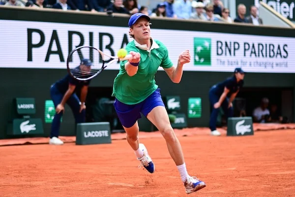 sinner non sar224 mai adorato dal pubblico come alcaraz questa partita ha seppellito l8217era dei big three guardian