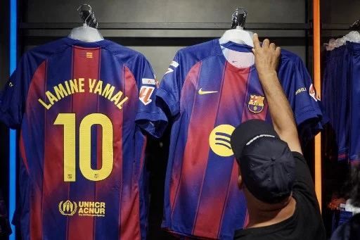 La prima di Yamal con la 10 che fu di Messi, è un idolo anche in Giappone (Marca)