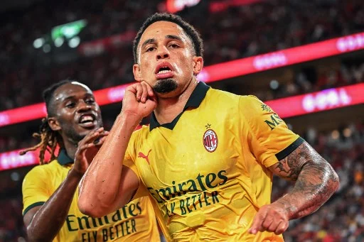 Okafor, sei mesi con Conte hanno restituito al Milan un altro giocatore (Il Giornale) Okafor, sei mesi con Conte hanno restituito al Milan un altro giocatore (Il Giornale)