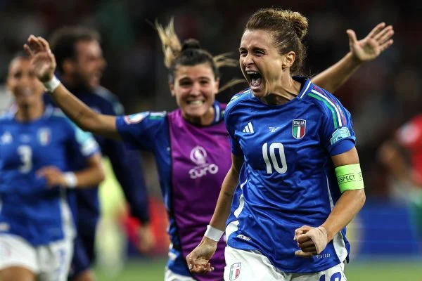Girelli: «Eccessivo il paragone con Del Piero. Dopo il Portogallo c’è stata un po’ di amarezza» Girelli: «Eccessivo il paragone con Del Piero. Dopo il Portogallo c’è stata un po’ di amarezza»