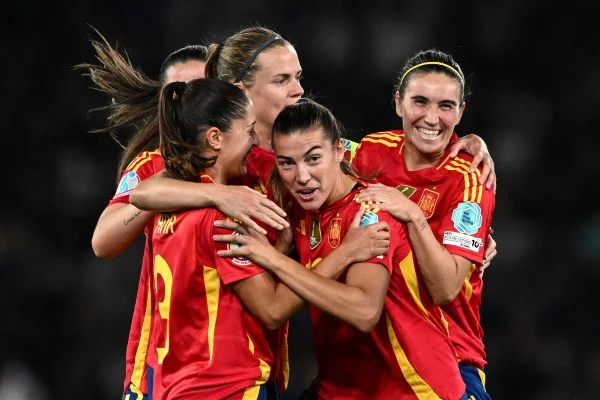 Ad Euro 2025 le giocatrici hanno trasformato solo 24 rigori su 41, il dato è in crollo rispetto al 2022 (Telegraph)