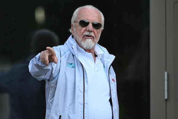 Napoli, fulgeri, de laurentiis