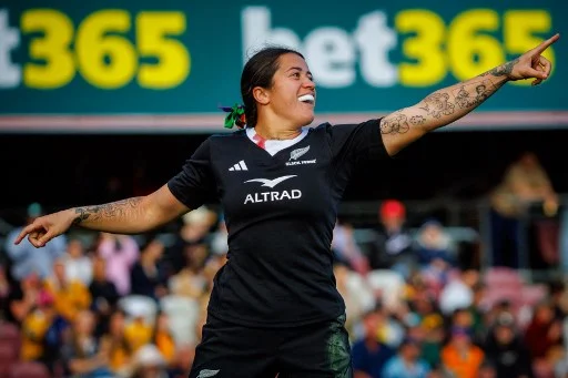 land back restituiteci le nostre terre un tatuaggio pro indigeni scuote il rugby neozelandese