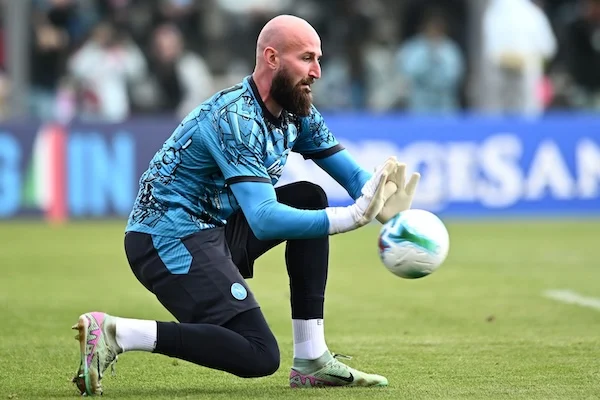 Napoli Brest 0 2 a fine primo tempo: Ajorque ne ha segnati due a Milinkovic Savic. Palo di tacco di De Bruyne Napoli Brest 0 2 a fine primo tempo: Ajorque ne ha segnati due a Milinkovic Savic. Palo di tacco di De Bruyne
