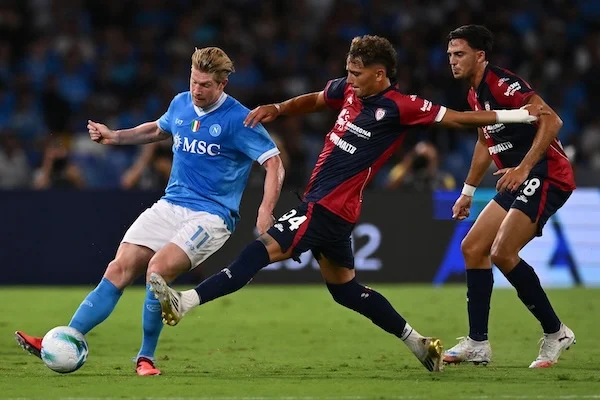 Cagliari in ritiro in vista della partita di venerdì contro il Napoli