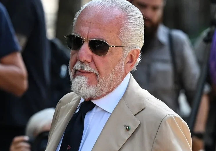 De Laurentiis, la Federico II vota sì alla laurea honoris causa. Ma c’è chi storce il naso: “deciderà il ministro” (Repubblica)