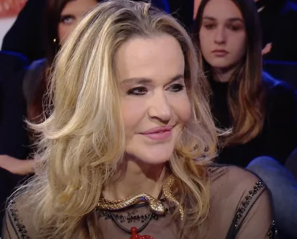 eva robin8217s mi sono inventata ragazza anche per sfuggire alla povert224 i regali degli uomini pagavano le bollette