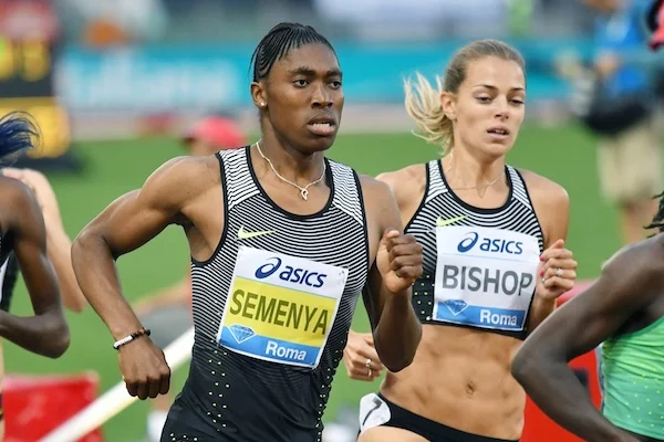 La Federatletica mondiale: in 25 anni 60 atlete biologicamente maschi in finale. Caster Semenya oggi sarebbe bandita La Federatletica mondiale: in 25 anni 60 atlete biologicamente maschi in finale. Caster Semenya oggi sarebbe bandita