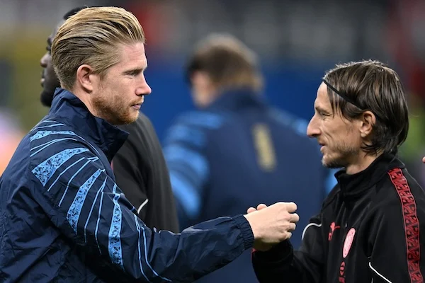 Le penultime lettere di Mario Rui / Di calcio non capisci niente, tu e le tue sciocche accuse a De Bruyne
