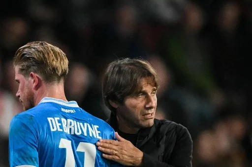 Pagelle Psv Napoli – Con chi ce l’aveva Conte? Non vorremmo fosse l’alba di un nuovo ammutinamento Pagelle Psv Napoli – Con chi ce l’aveva Conte? Non vorremmo fosse l’alba di un nuovo ammutinamento