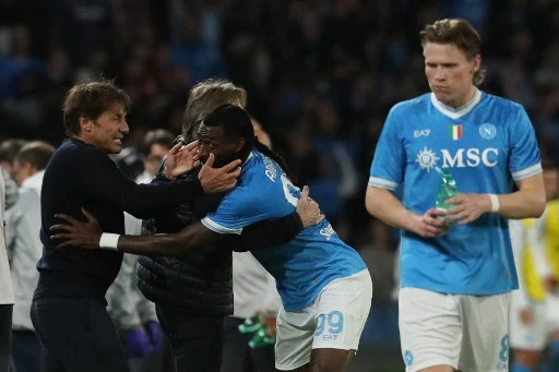 Napoli Inter 3 1, pagelle: Anguissa e McTominay, il ritorno dei due bronzi di Riace della terra di mezzo Napoli Inter 3 1, pagelle: Anguissa e McTominay, il ritorno dei due bronzi di Riace della terra di mezzo