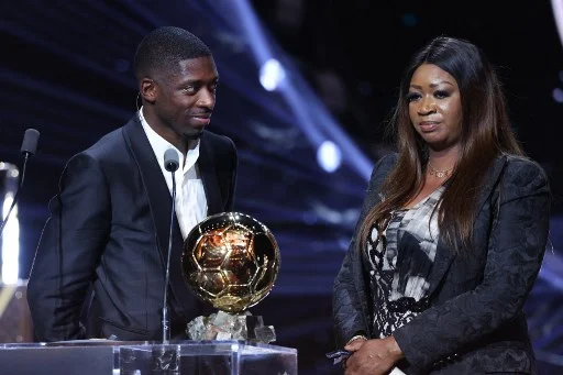 Dembelé, la madre contro il fisco francese: «Quei 200mila euro erano un regalo di mio figlio, perché devo pagare le tasse?» Dembelé, la madre contro il fisco francese: «Quei 200mila euro erano un regalo di mio figlio, perché devo pagare le tasse?»