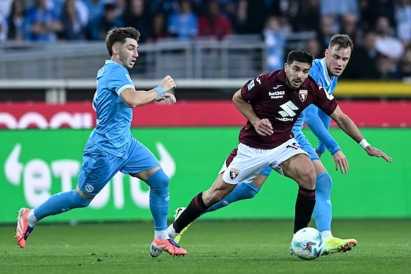 Il Napoli è troppo lento, contro il Psv capiremo se è stato solo un banale cortocircuito (Sacchi) Il Napoli è troppo lento, contro il Psv capiremo se è stato solo un banale cortocircuito (Sacchi)