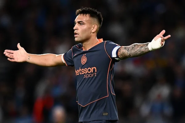 Il Napoli più forte degli infortuni e delle provocazioni di un fumoso Lautaro Il Napoli più forte degli infortuni e delle provocazioni di un fumoso Lautaro