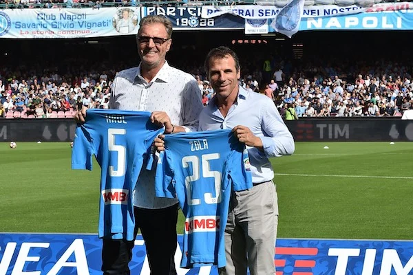 Ruud Krol si Lang: «Tutti pensavano che fosse un nuovo Kvaratskhelia e invece no» (Gazzetta) Ruud Krol si Lang: «Tutti pensavano che fosse un nuovo Kvaratskhelia e invece no» (Gazzetta)