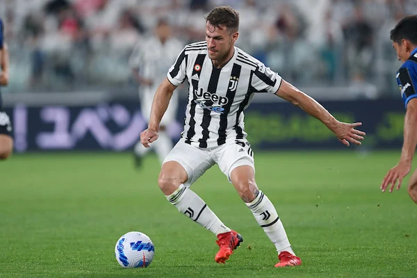 Il disperato appello di Ramsey per ritrovare la sua Halo: «Grande ricompensa per chi la troverà» Il disperato appello di Ramsey per ritrovare la sua Halo: «Grande ricompensa per chi la troverà»