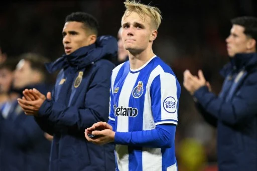 Froholdt, talentino danese del Porto con clausola da 85 milioni, finisce nel mirino del Napoli