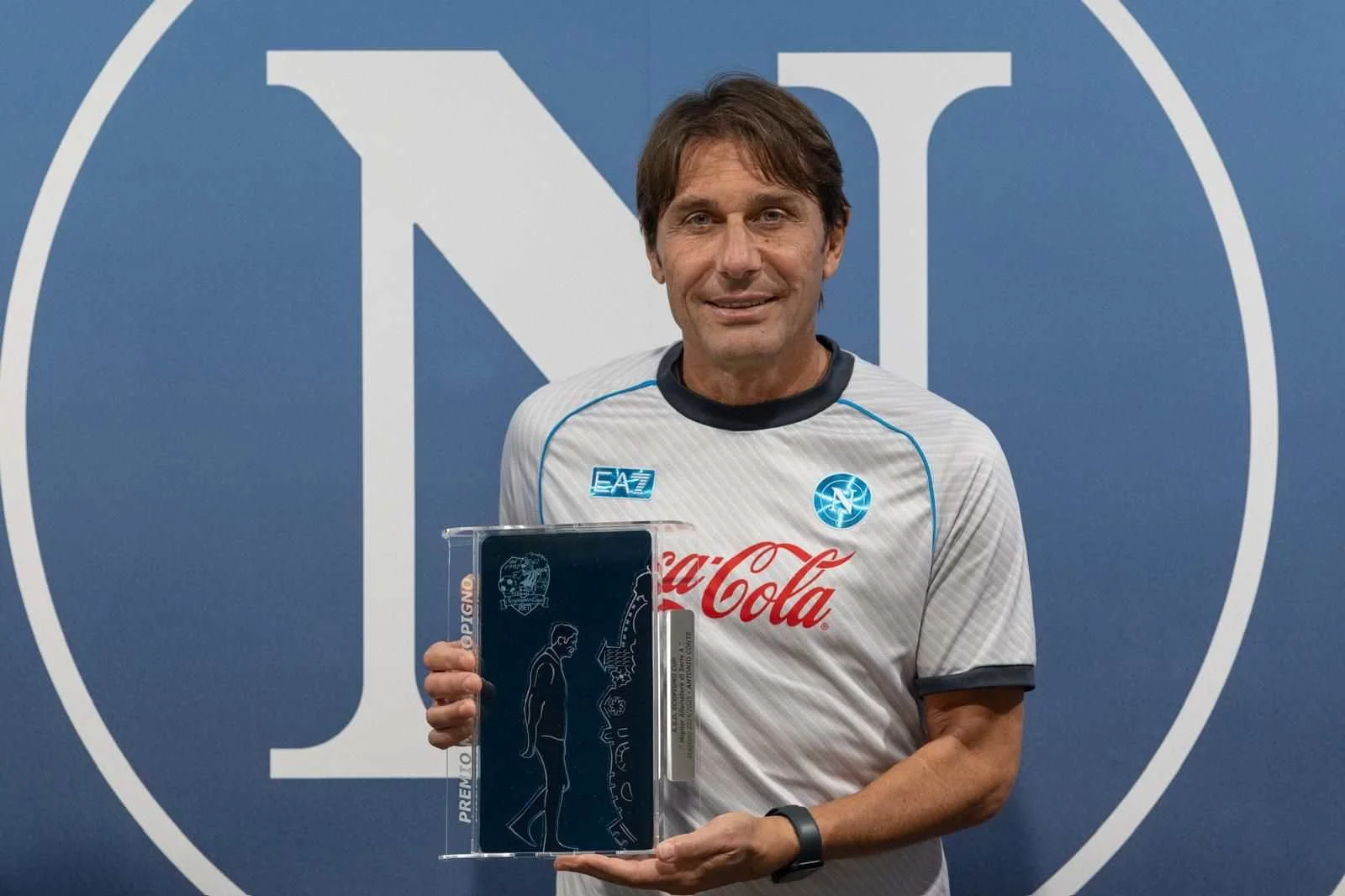 de laurentiis conte e mctominay vengono premiati come miglior tecnico presidente e calciatore dell8217anno