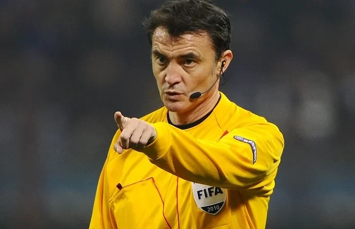 In Spagna arbitro espelle altro arbitro: E’ Mejuto González, di Liverpool Milan finale di Champions
