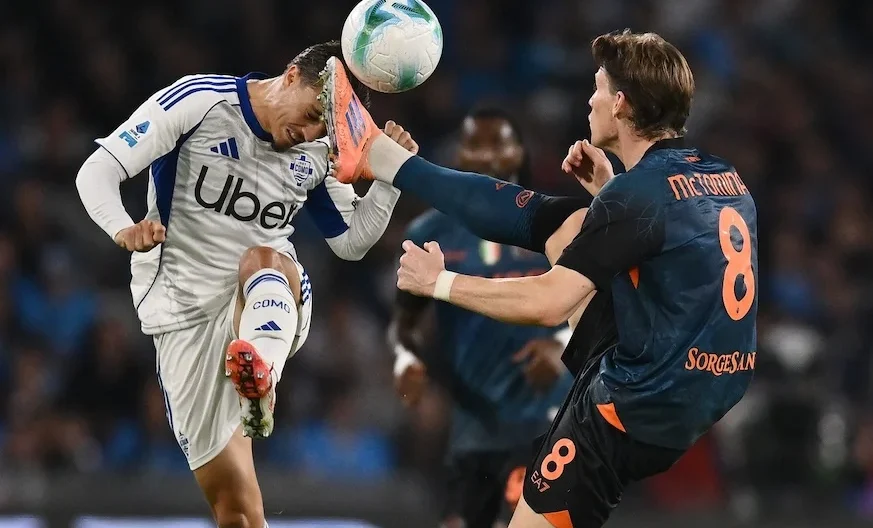 Como Napoli 0 0, non succede praticamente niente, il Como tiene il pallone ma non tira mai (manco i rigori sa tirare) Como Napoli 0 0, non succede praticamente niente, il Como tiene il pallone ma non tira mai (manco i rigori sa tirare)