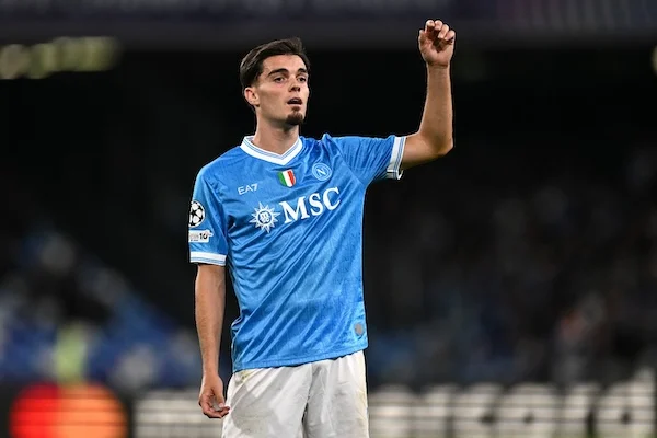 Contro il Bologna Conte vuole riproporre la stessa difesa a 4 della partita con l’Eintracht (Repubblica) Contro il Bologna Conte vuole riproporre la stessa difesa a 4 della partita con l’Eintracht (Repubblica)