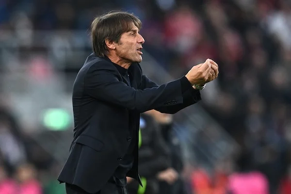 Bologna Napoli 2 0, pagelle – Siamo al redde rationem tra Conte e la squadra e tra Conte e De Laurentiis Bologna Napoli 2 0, pagelle – Siamo al redde rationem tra Conte e la squadra e tra Conte e De Laurentiis