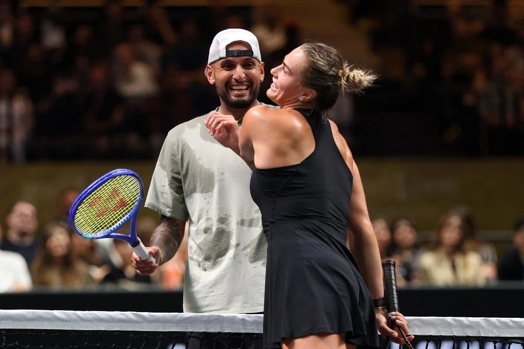 la battaglia dei sessi del tennis tra sabalenka e kyrgios 232 stata una farsa inquietante video da Ilnapolista.it la battaglia dei sessi del tennis tra sabalenka e kyrgios 232 stata una farsa inquietante video