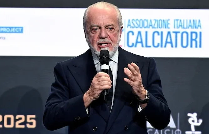 Il Napoli rischia di dover fare mercato a saldo zero, ha aumentato troppo il costo del lavoro (Corsport)